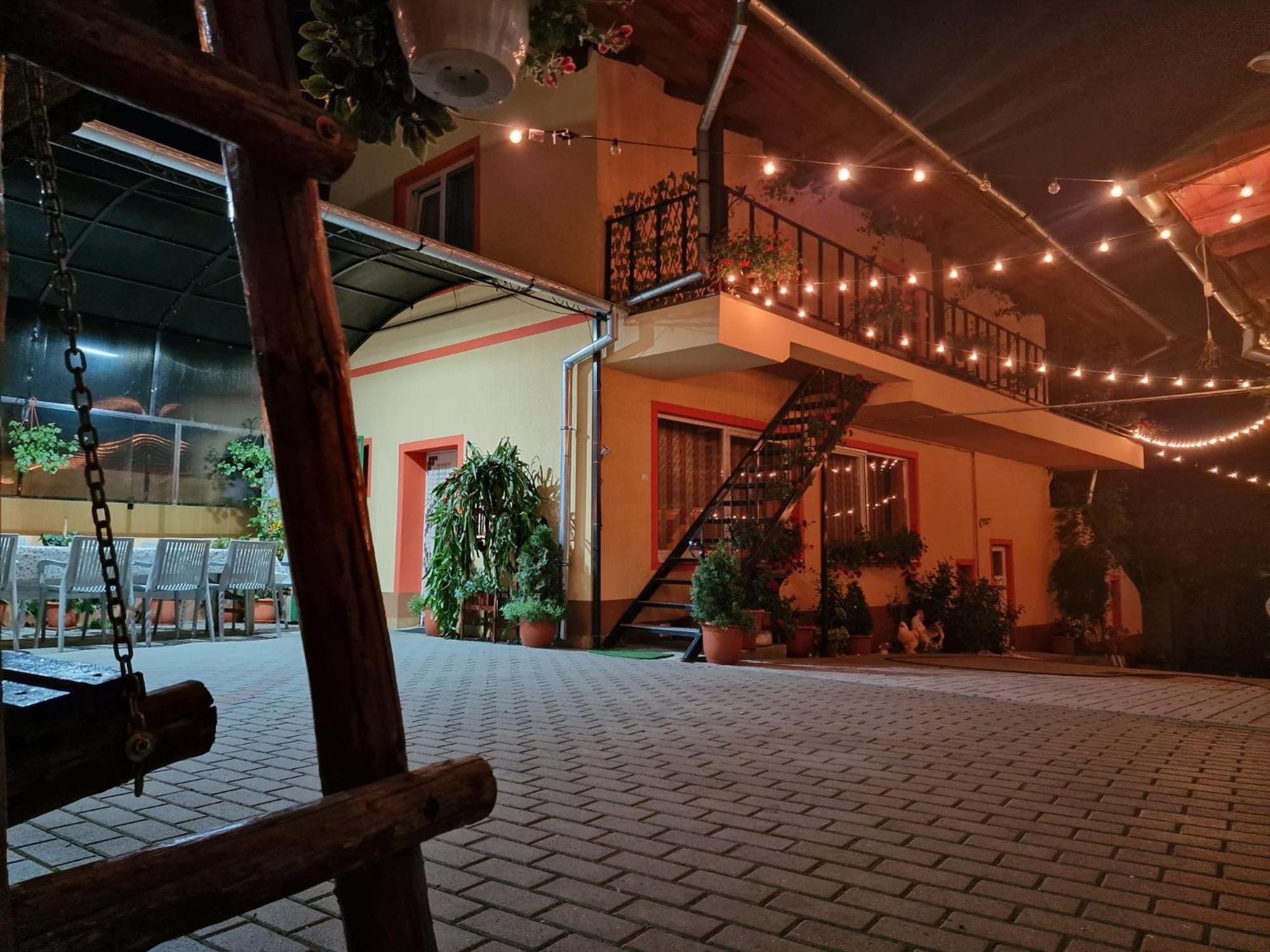 Casa Cosmin Cincu Hotel Buitenkant foto